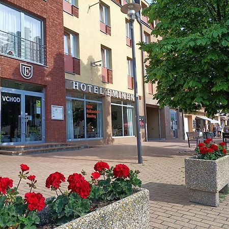Hotel Eminent Stupava Exteriör bild